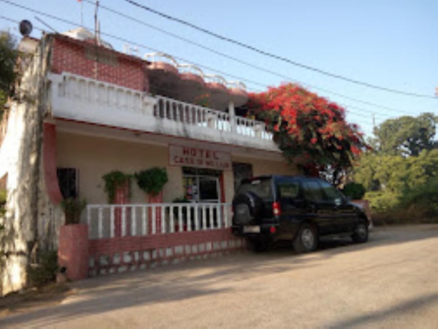 Hotel Casa Di William Khajurāho Exteriör bild